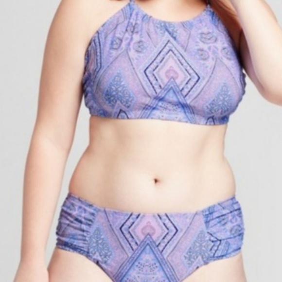 🌻🌻 Simply Yours Halter Bikini - Picture 2 of 5